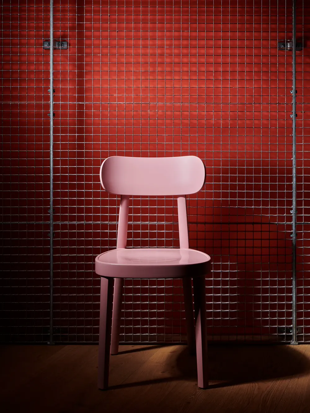 Thonet Möbel im Rosa Showroom